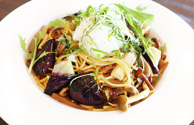 キノコとナスの和風パスタ